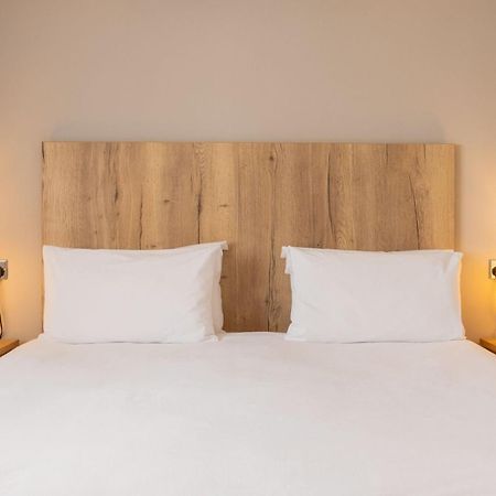 The Stones Hotel Salisbury Extérieur photo