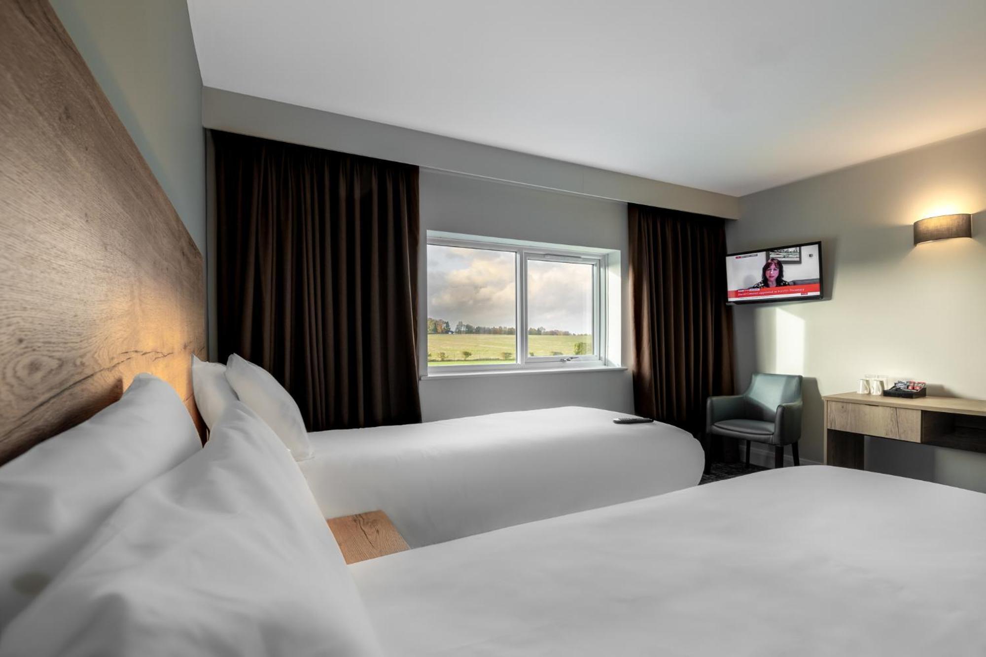 The Stones Hotel Salisbury Extérieur photo
