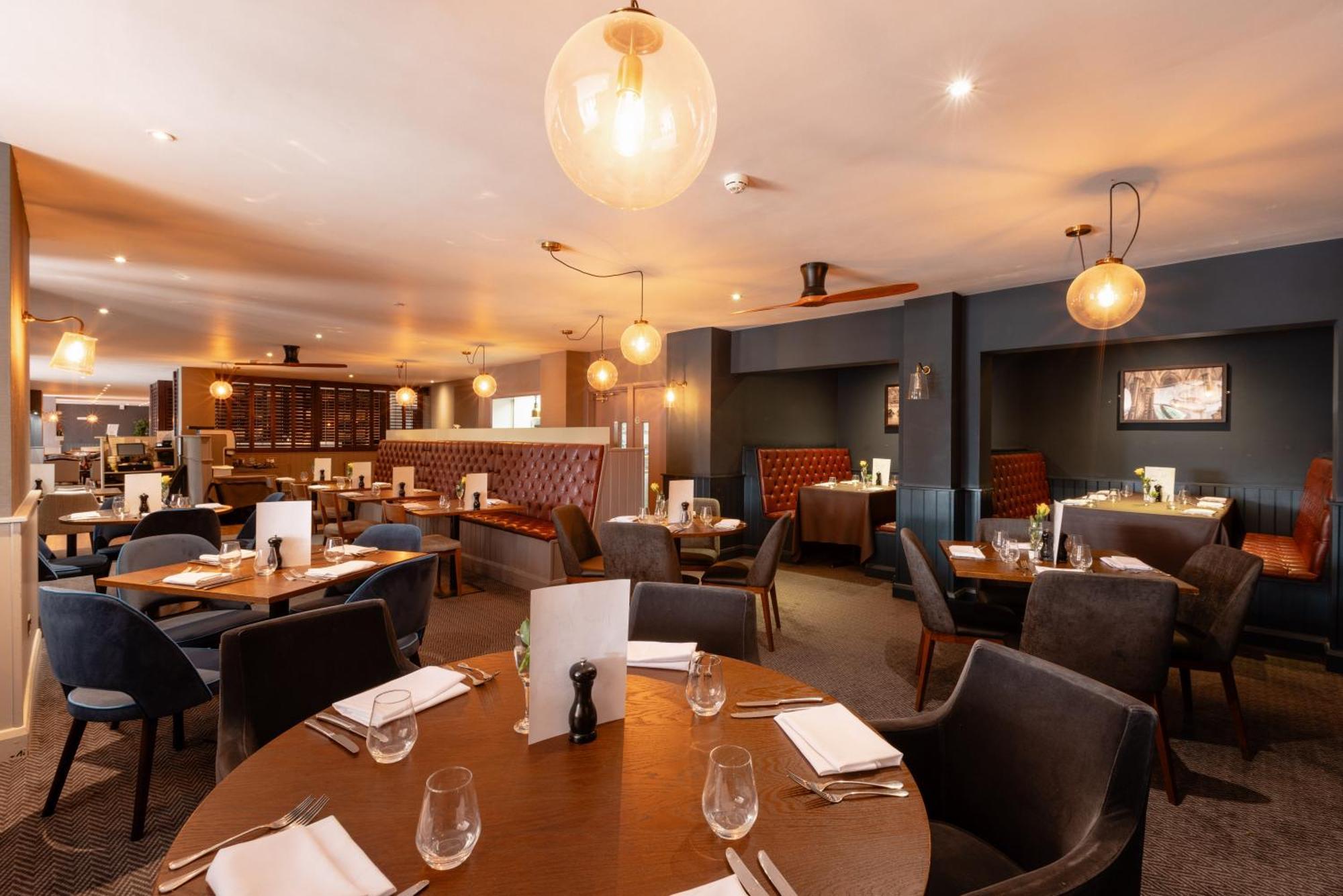 The Stones Hotel Salisbury Extérieur photo