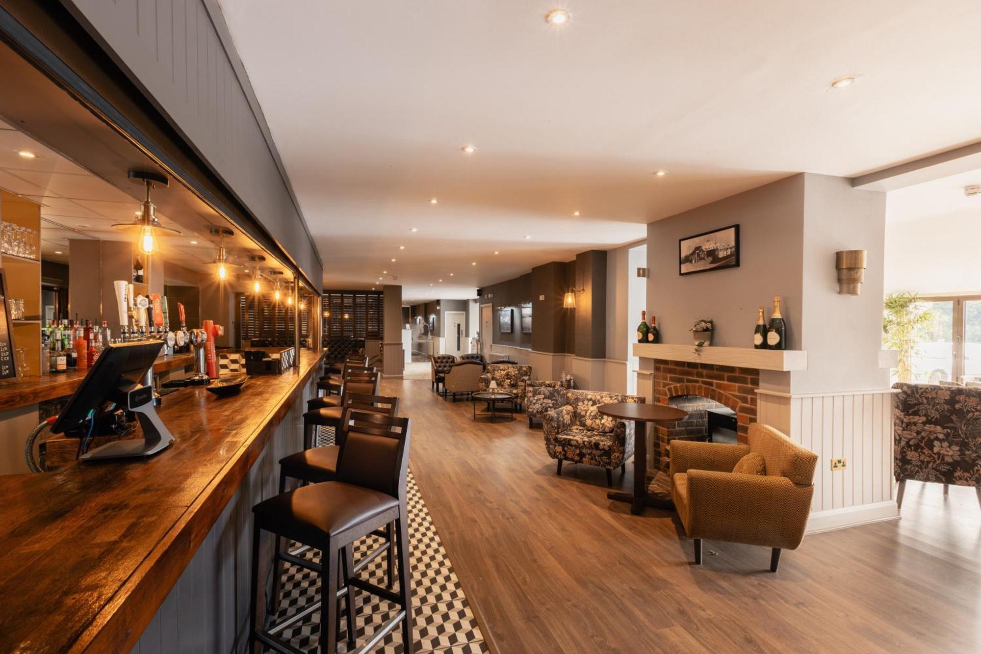 The Stones Hotel Salisbury Extérieur photo