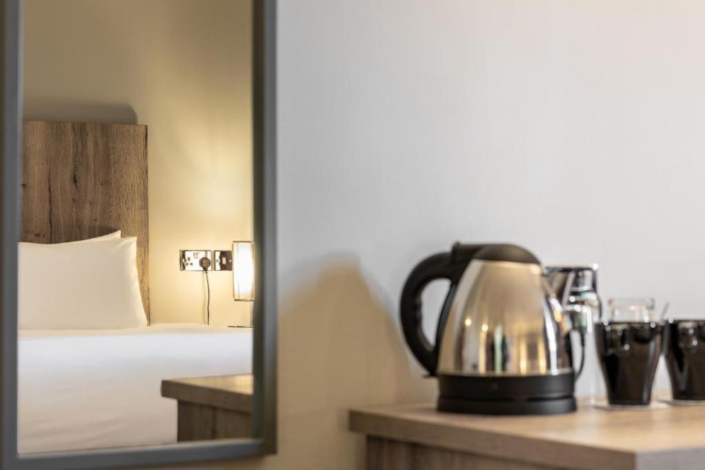 The Stones Hotel Salisbury Extérieur photo