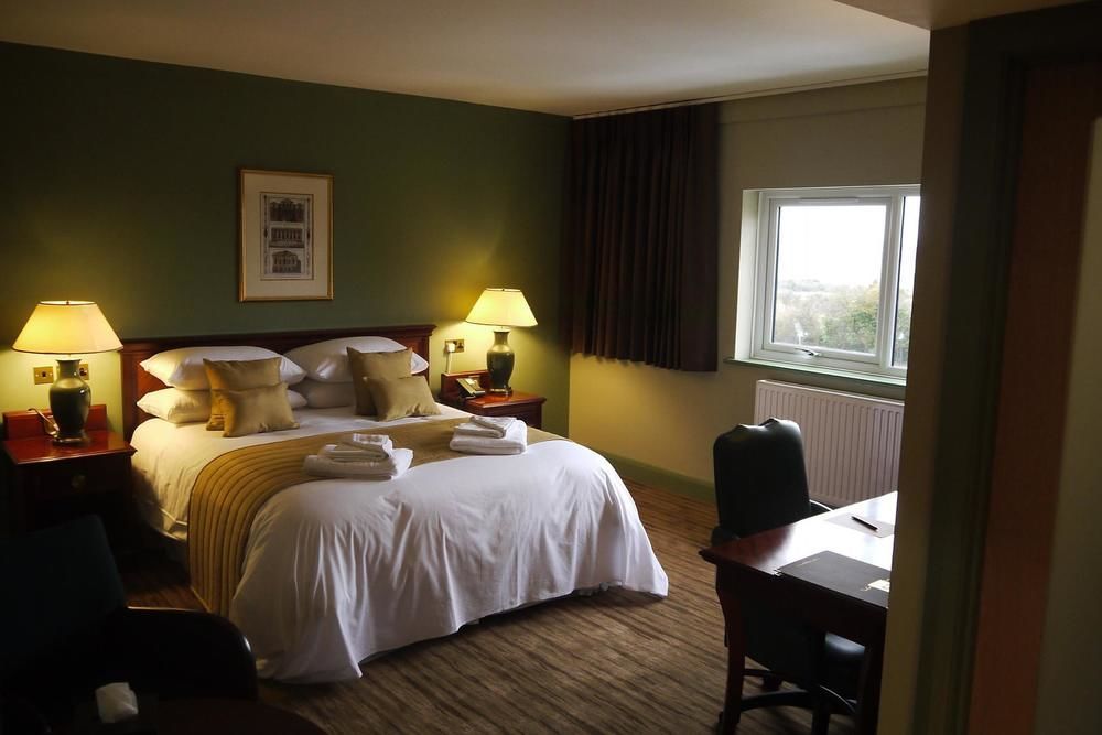 The Stones Hotel Salisbury Extérieur photo
